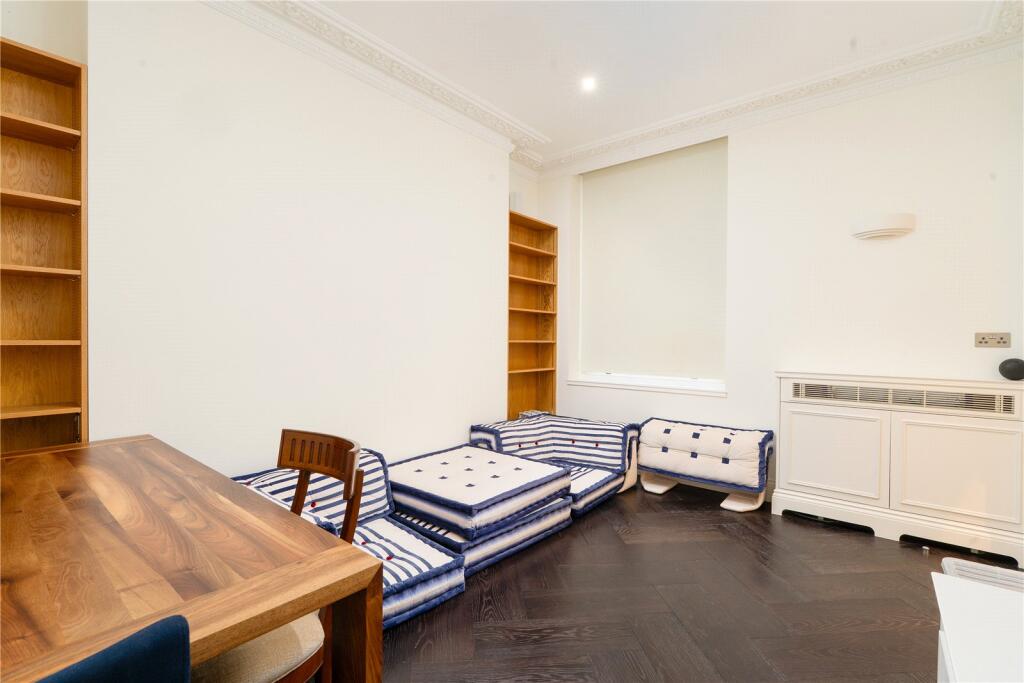 4 bedroom apartment for sale in North Gate, Prince Albert Road, St John's Wood, London, NW8
